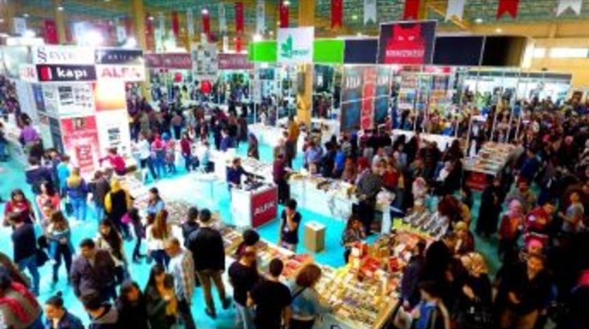 Denizli B&uuml;y&uuml;kşehir&rsquo;den Ulusal Karikat&uuml;r Yarışması