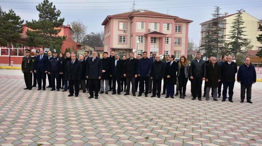 Atat&uuml;rk İn&ouml;n&uuml;&rsquo;de De Anıldı