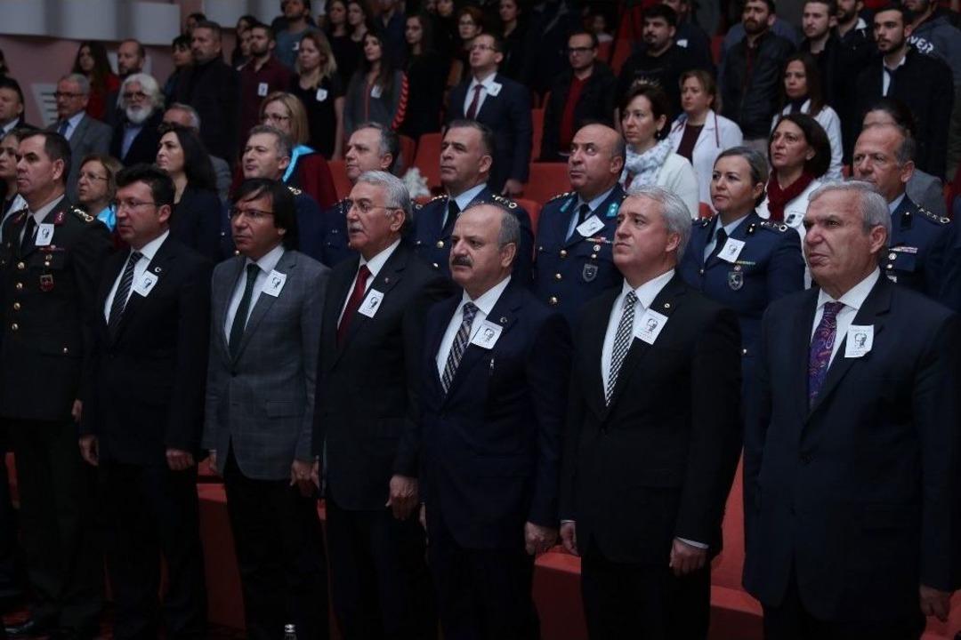 Osmangazi &Uuml;niversitesi K&uuml;lt&uuml;r Ve Sanat Merkezi&rsquo;nde Atat&uuml;rk&rsquo;&uuml; Anma Programı