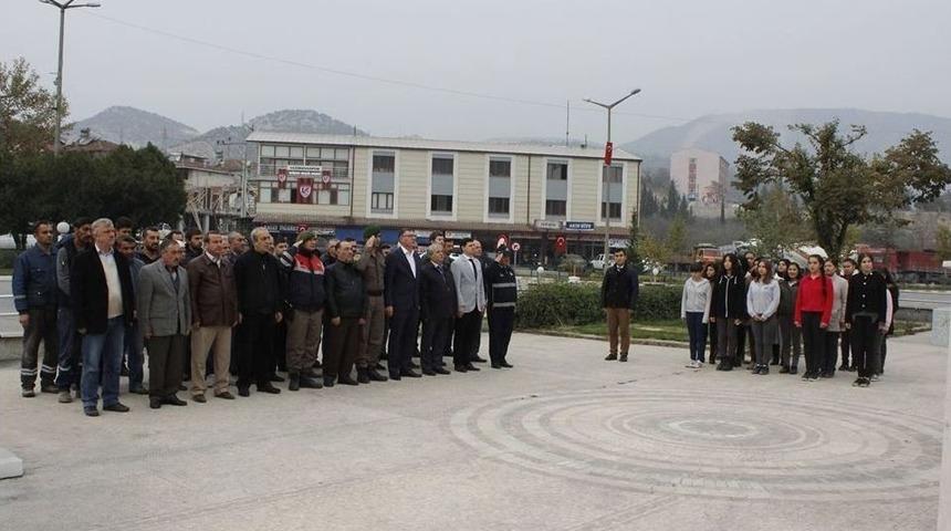 Atat&uuml;rk, &Ouml;l&uuml;m&uuml;n&uuml;n 79&rsquo;uncu Yılında Vezirhan&rsquo;da Da Anıldı
