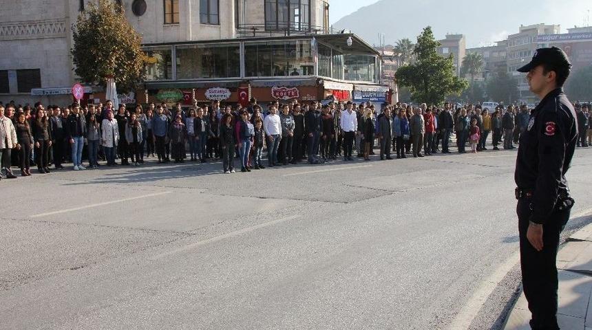 Hatay&rsquo;da Atat&uuml;rk&rsquo;&uuml; Anma T&ouml;reni
