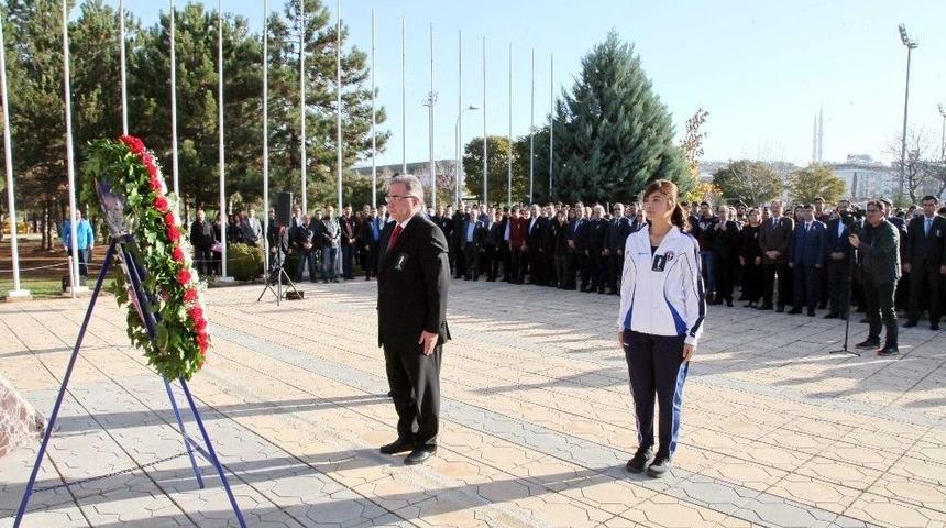 Ga&uuml;n&rsquo;de Atat&uuml;rk&rsquo;&uuml; Anma T&ouml;reni