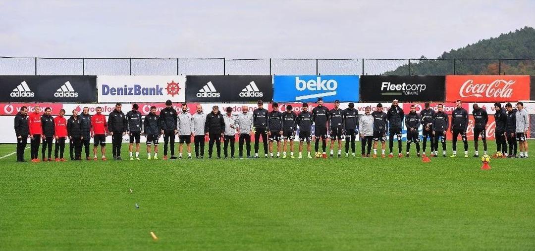 Beşiktaş, Akhisarspor Ma&ccedil;ı Hazırlıklarını S&uuml;rd&uuml;rd&uuml;