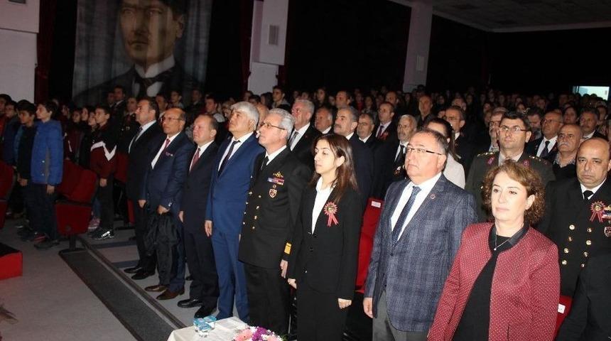Atat&uuml;rk &Ouml;l&uuml;m&uuml;n&uuml;n 79. Yılında T&ouml;renle Anıldı