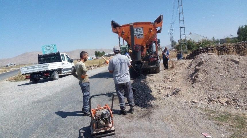 &Ccedil;aldıran&rsquo;da Yol Yapım &Ccedil;alışması