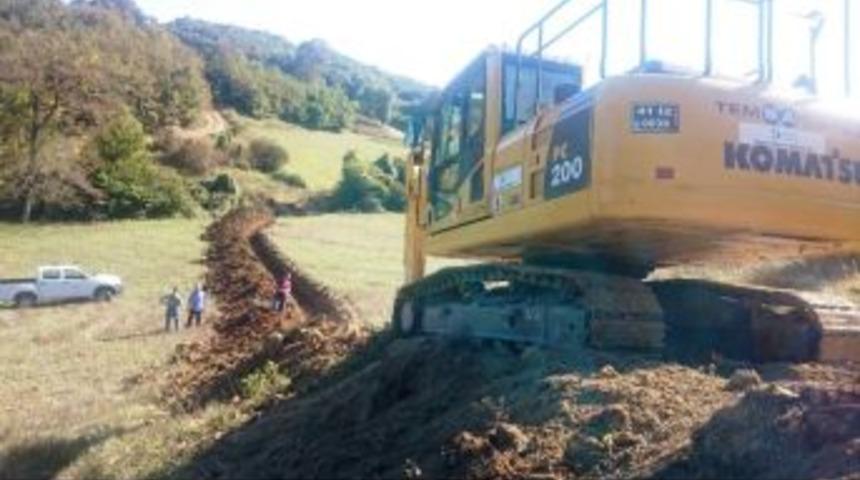 İzmit Belediyesi&rsquo;nden Kırsal Alanda Kanal &Ccedil;alışması