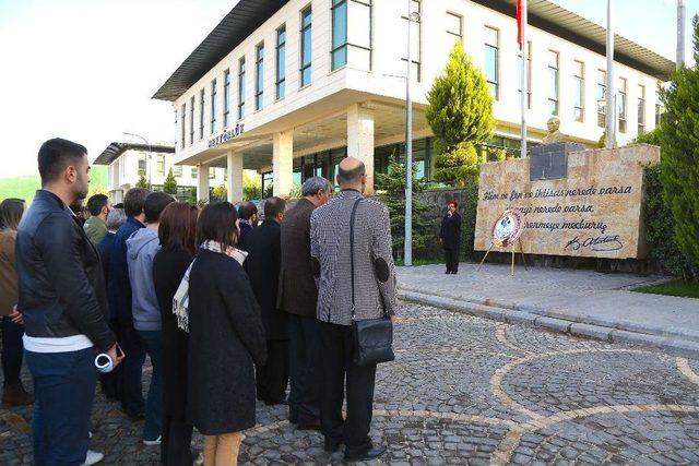 Hkü’de Atatürk’ü Anma Töreni Düzenlendi