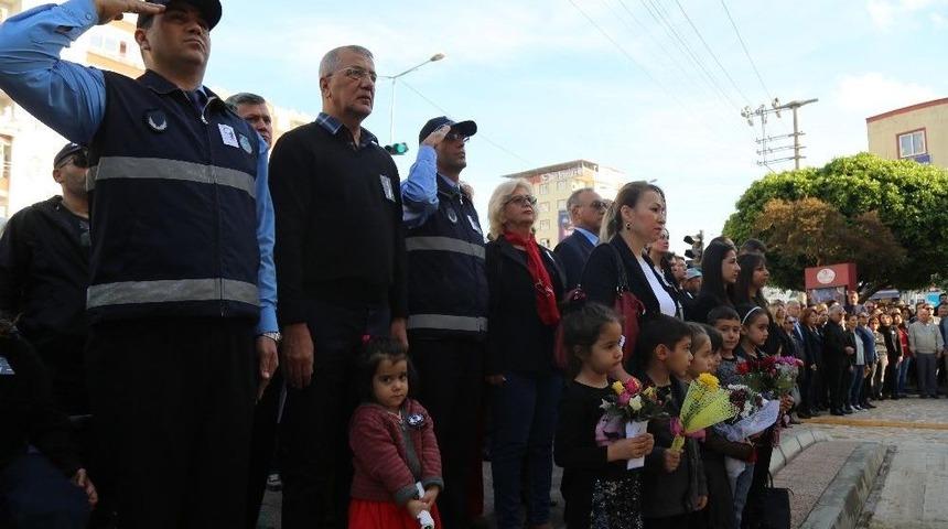 Mezitlililerden Ata’ya Saygı