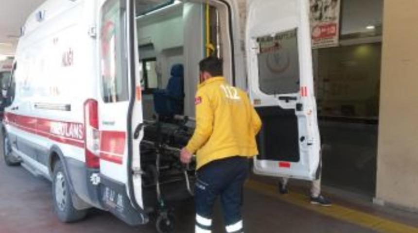 Şanlıurfa’da Yol Kenarında Bekleyenlerin Üzerine Ateş Açıldı: 4 Yaralı