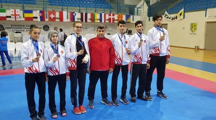 Tekvandoda Gaziantep&rsquo;in Milli Gururu