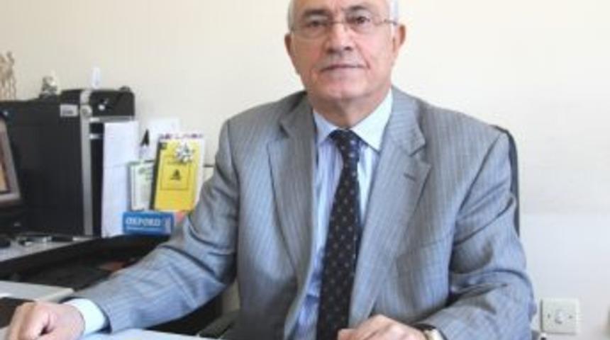 Prof. Dr. G&uuml;ler: "fruktoz Şekeri Arı &Ouml;mr&uuml;n&uuml; Kısaltıyor"