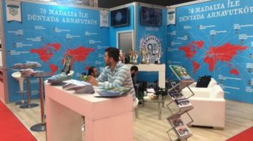 Spor Fuarındaki Arnavutk&ouml;y Belediyesi Standına Yoğun İlgi