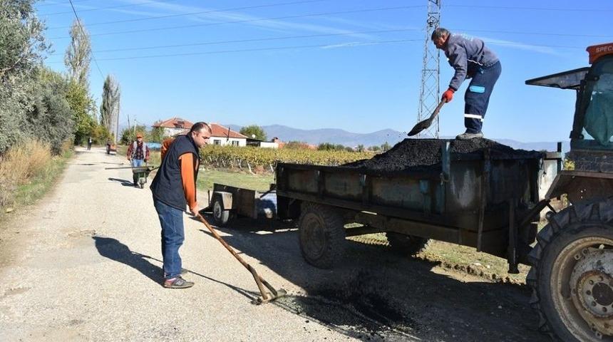 Alaşehir Belediyesi 5 Mahallede Birden &Ccedil;alışıyor