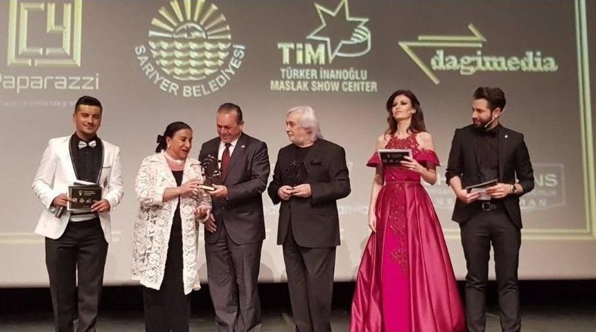 Kkct Turizm Ve &Ccedil;evre Bakanı Fikri Ataoğlu, Yılın En İyi Siyaset&ccedil;isi Se&ccedil;ildi