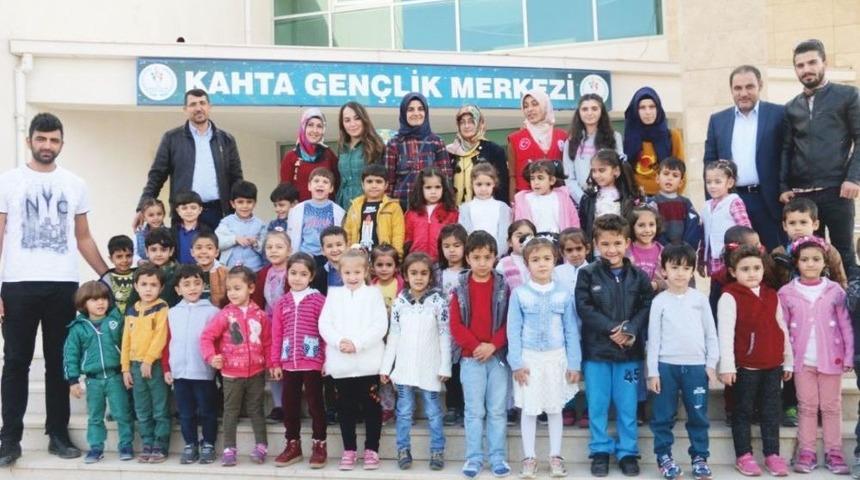 Minik &Ouml;ğrenciler Gen&ccedil;lik Merkezini Gezdi