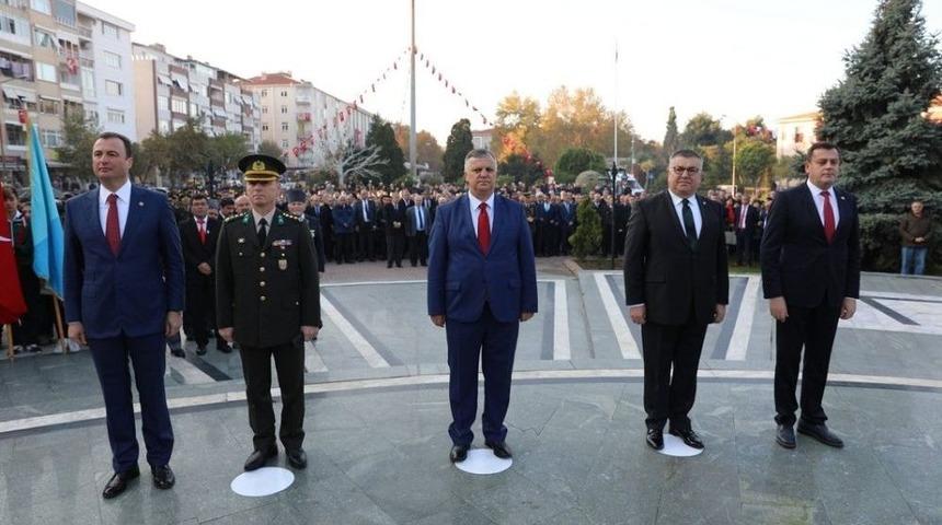 Ebediyete İntikalinin 79’uncu Yılında Atatürk Saygıyla Anıldı