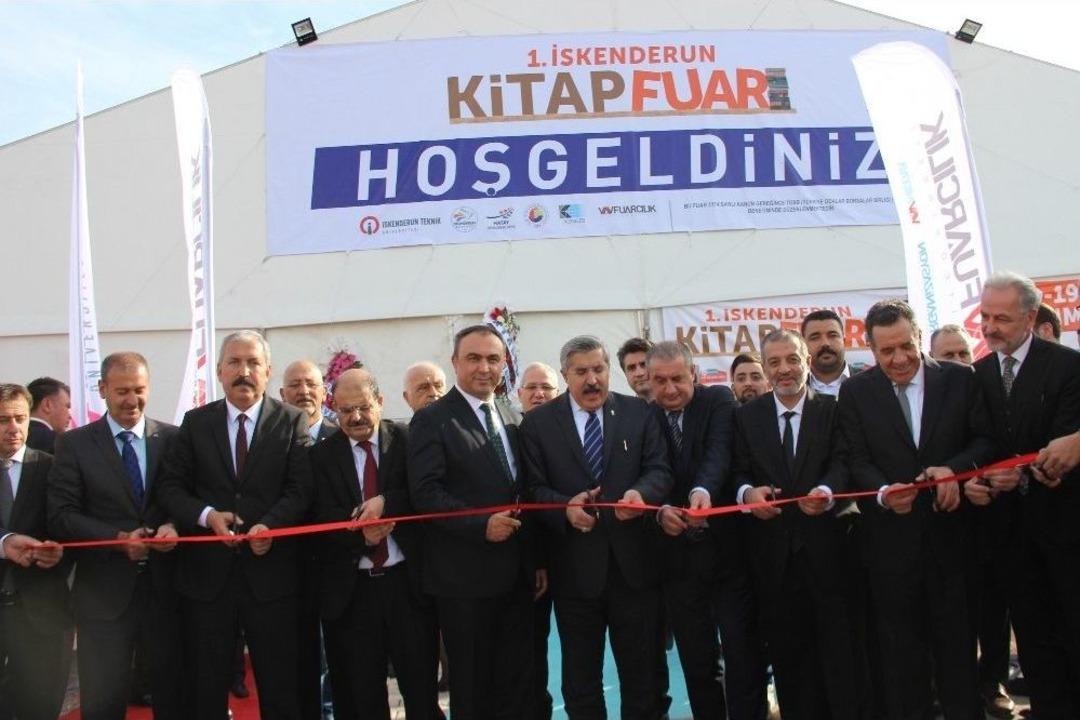 İskenderun Kitap Fuarı A&ccedil;ıldı