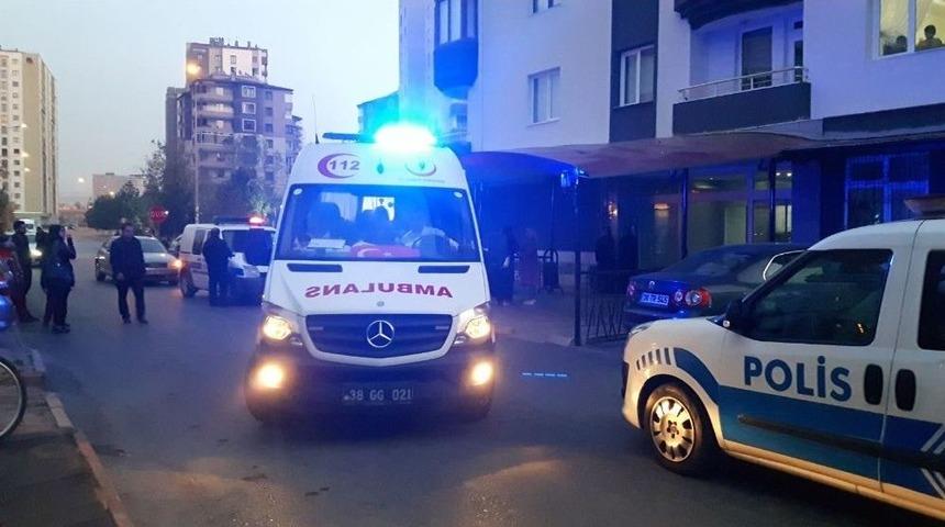 Boğazı Kesilmiş Erkek Cesedi Bulundu