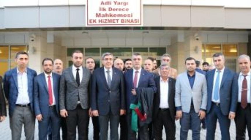 &Ouml;zke&ccedil;eci Darbe Davasına G&ouml;zlemci Olarak Katıldı