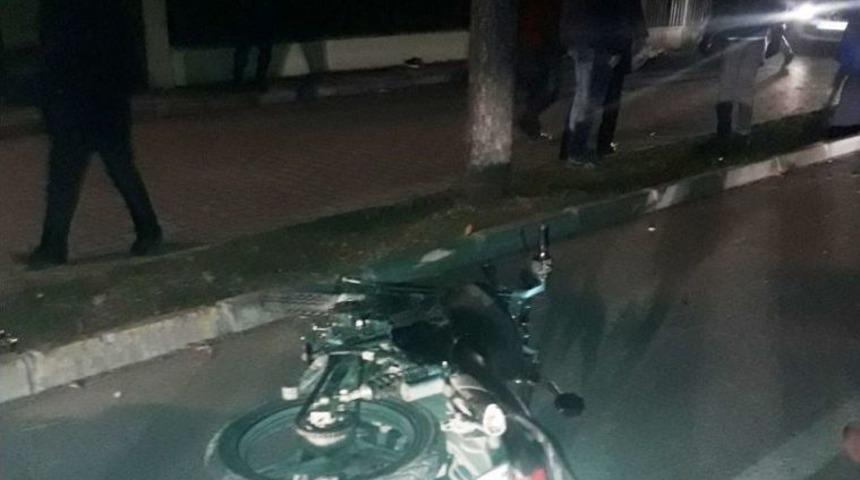 Isparta&rsquo;da Motosiklet Yayaya &Ccedil;arptı: 2 Yaralı