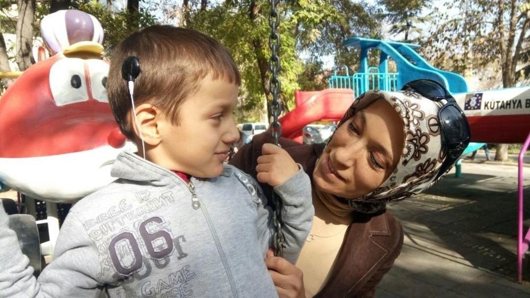 Biyonik Kulaklı Engellilere İkinci M&uuml;jde