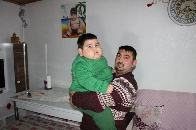 2 Yaşında 37 Kilo Olan Yağız Bebek İlacına Kavuştu 1
