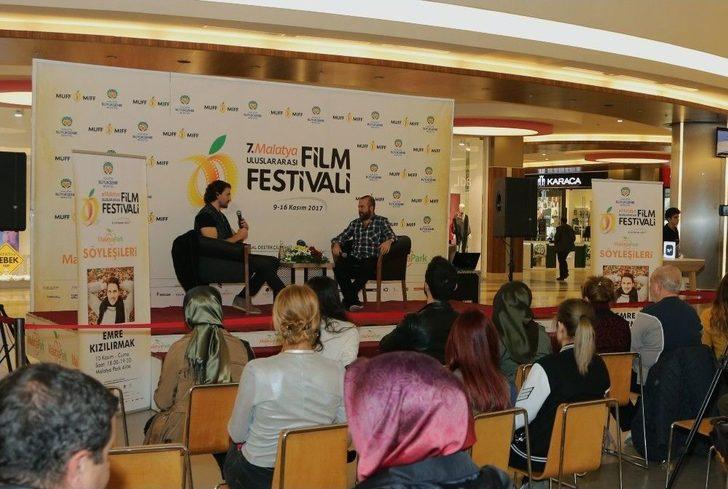 Ünlü Oyuncu Emre Kızılırmak, Hayranları İle Buluştu G1