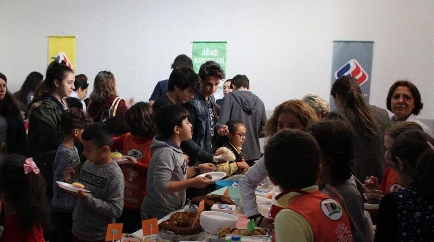 Tema Yararına Kermes D&uuml;zenlendi