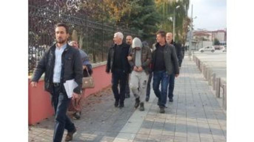 Hırsızlıktan Tutuklandılar