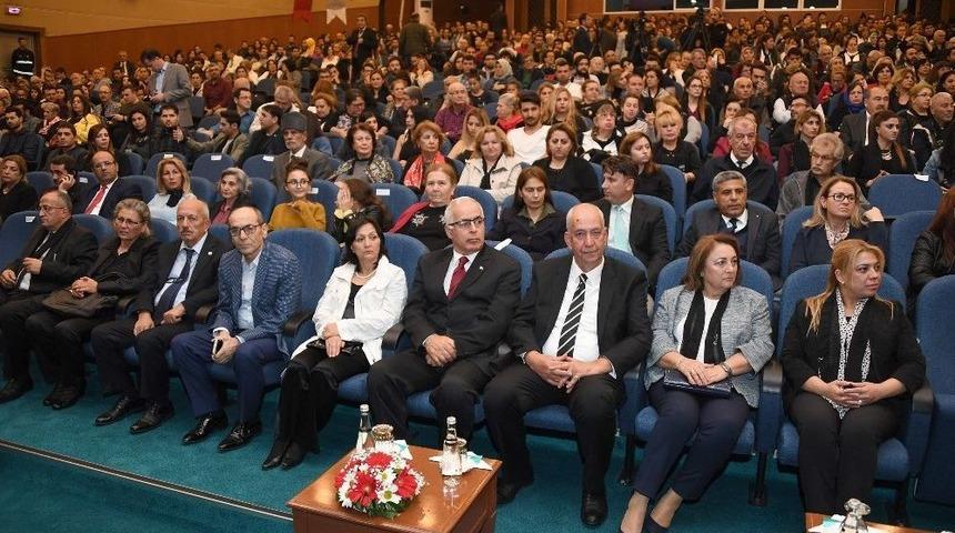 Atat&uuml;rk&rsquo;&uuml;n Sevdiği Şarkıların Notaları Mersin&rsquo;den Y&uuml;kseldi