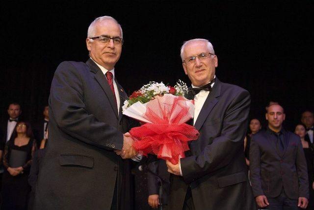 Atat&uuml;rk&rsquo;&uuml;n Sevdiği Şarkıların Notaları Mersin&rsquo;den Y&uuml;kseldi 3