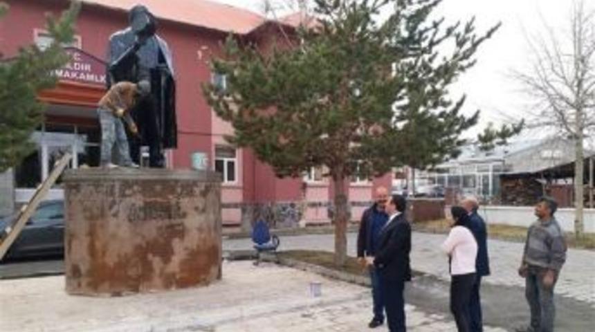 &Ccedil;ıldır Kaymakamlığında Bakım Onarım &Ccedil;alışması