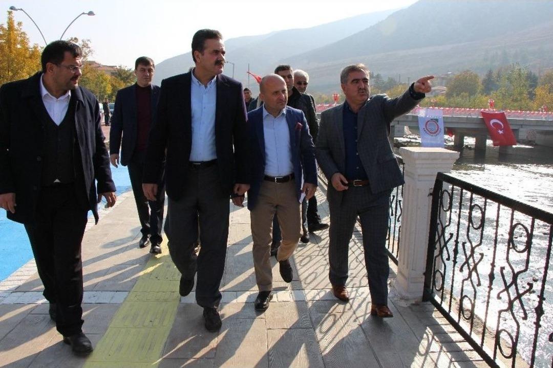 Belediyeden Yeşilımak&rsquo;a &lsquo;şirin&rsquo; Gerdanlık