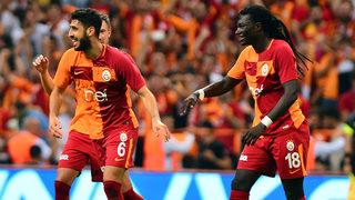 Galatasaray'da Bafetimbi Gomis ve Tolga Ciğerci kavga etmiş