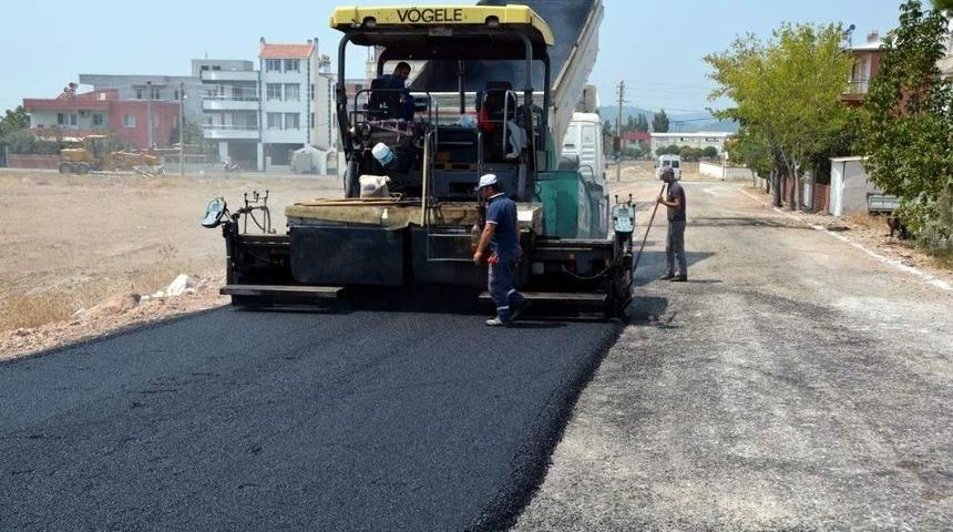 Aliağa Belediyesinden Helvacı Mahallesine 23 Bin Ton Asfalt