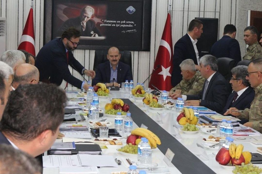 İ&ccedil;işleri Bakanı Soylu Ağrı&rsquo;da