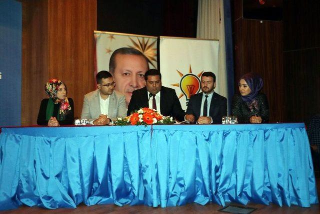 Ak Parti&rsquo;li &Uuml;nal, Ak Parti İl&ccedil;e Gen&ccedil;lik Kolları Kongresi&rsquo;ne Katıldı 2