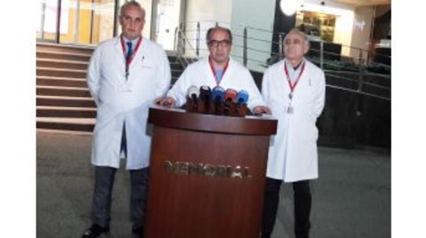 Naim S&uuml;leymanoğlu&rsquo;nun Ameliyatı Sona Erdi