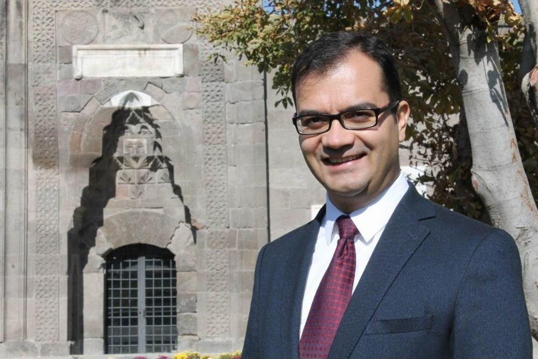 (&ouml;zel Haber) D&uuml;nyanın İlk Hastane Ve Tıp Medresesi Kompleksi 811 Yıldır Ayakta