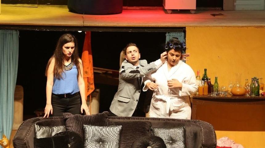 B&uuml;y&uuml;kşehir&rsquo;den Her Yaşa Tiyatro