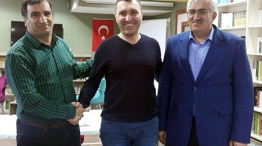 Erzurumlu &Ouml;ğretmen Resul Bayındırlı T&uuml;rkiye &Uuml;&ccedil;&uuml;nc&uuml;s&uuml; Oldu