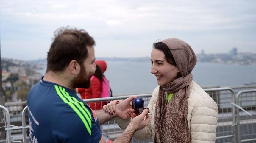 15 Temmuz Şehitler K&ouml;pr&uuml;s&uuml;&rsquo;nde Evlilik Teklifi