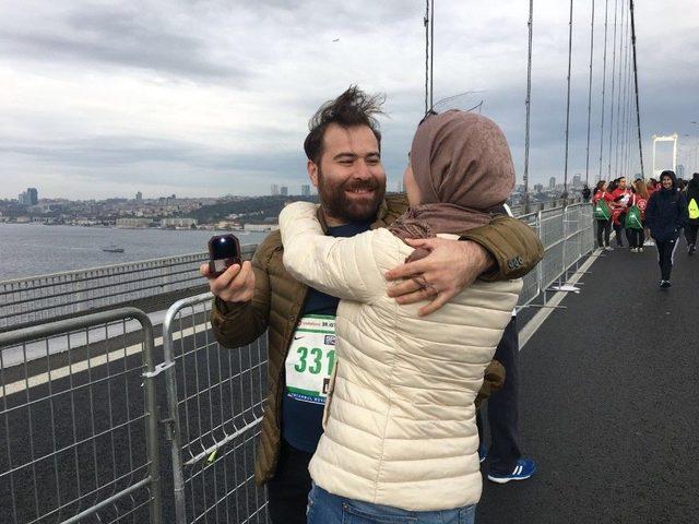 15 Temmuz Şehitler K&ouml;pr&uuml;s&uuml;&rsquo;nde Evlilik Teklifi 1