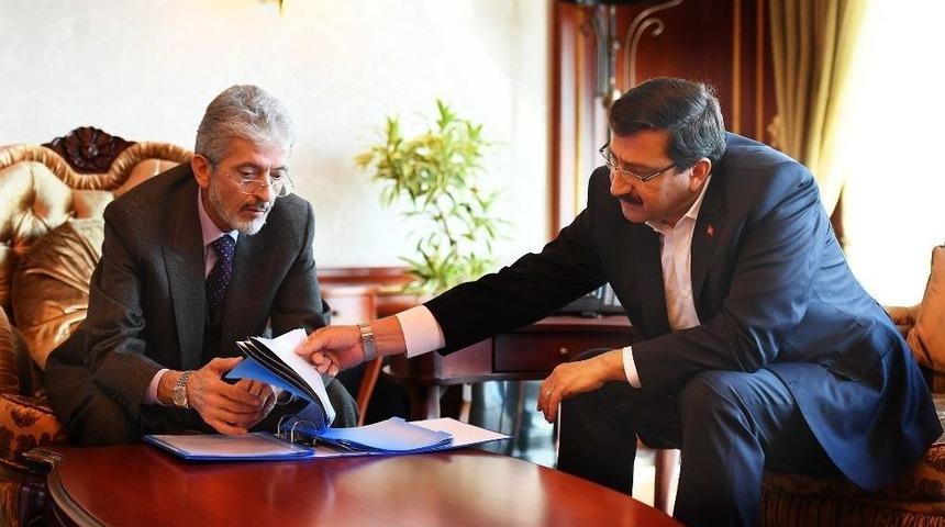 Başkan Tuna&rsquo;dan Ke&ccedil;i&ouml;ren&rsquo;deki Cumhuriyet Kulesi M&uuml;jdesi