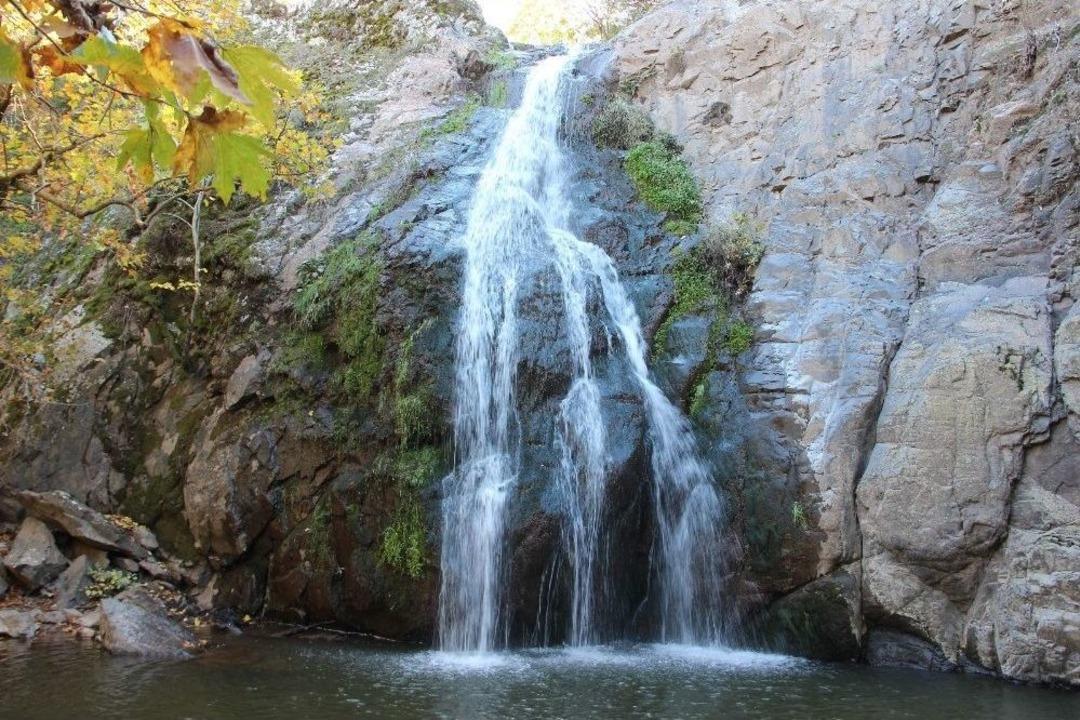 T&uuml;rkmen Su U&ccedil;tu Şelaleleri B&uuml;y&uuml;l&uuml;yor