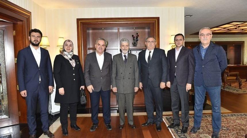 Ankara Büyükşehir Belediye Başkanı Tuna’ya Tebrik Ziyaretleri Sürüyor