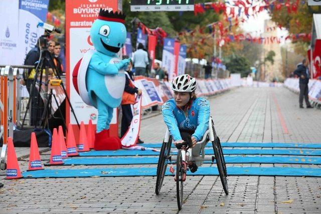 Engelli Atletler Maratona Damga Vurdu