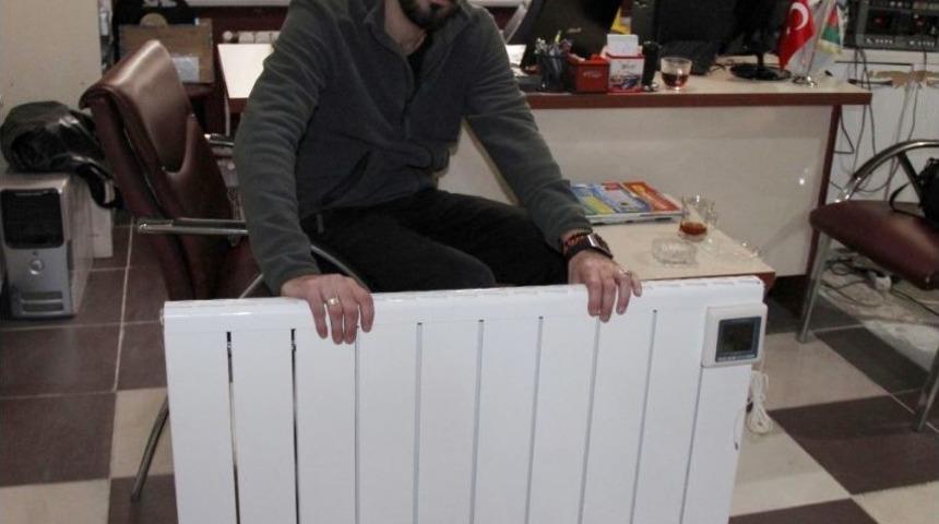 Bu Isıtıcı Bilgisayarlardan Az Enerji Harcıyor