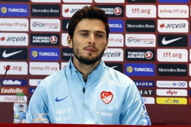 Lucescu: "gurbet&ccedil;i Oyuncuların İlk Tercihi Almanya" 3