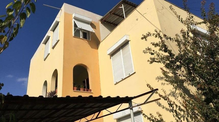 Antalya’da Bir Evde 3 Kişi Ölü Olarak Bulundu